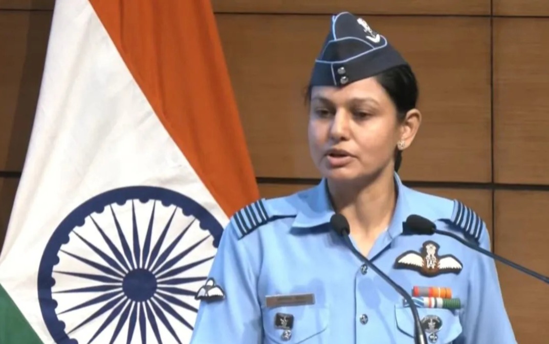 who is vyomika singh