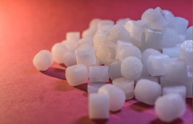 How long should I leave camphor in my hair