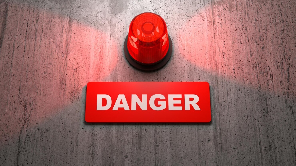 Red alert siren meaning in hindi