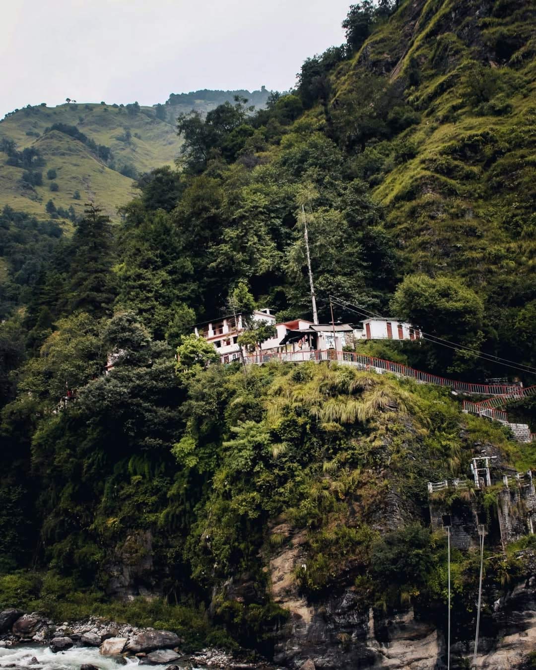 Where Is Kalpeshwar Temple