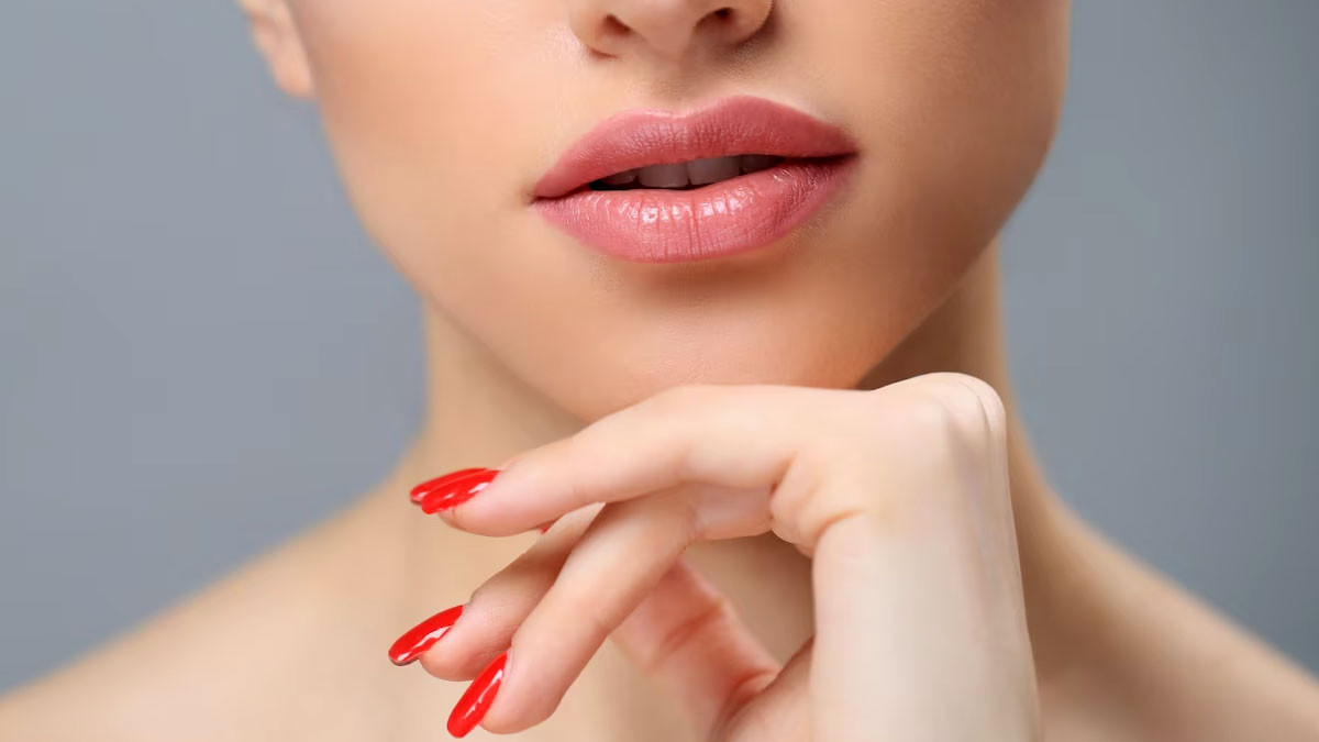 tips-to-reduce-blackness-of-lips