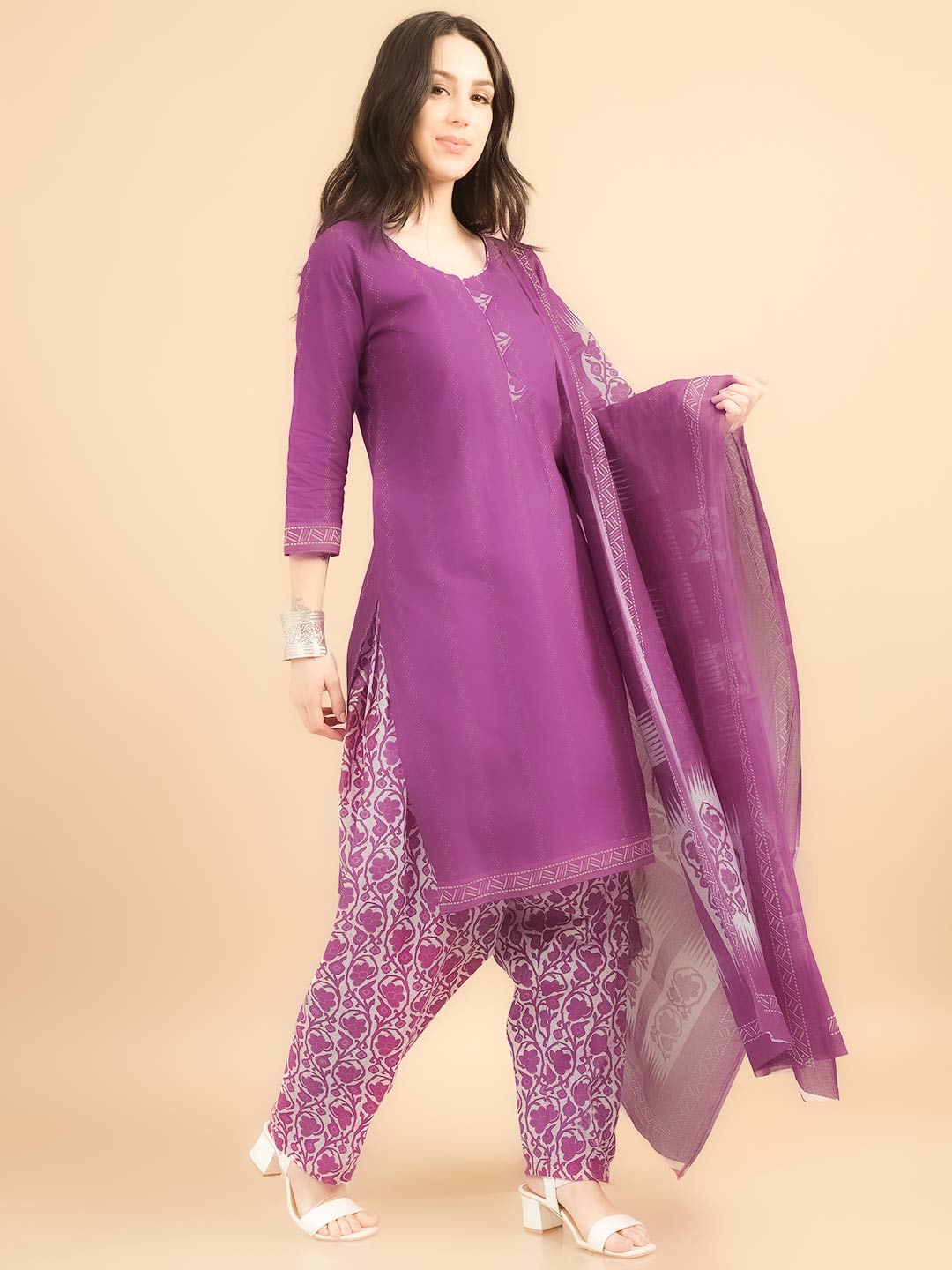 salwar suit designs (4)