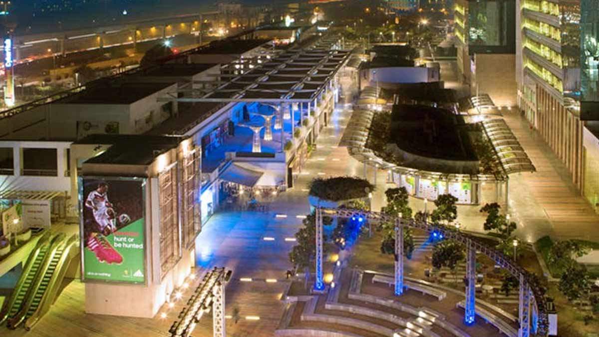 romantic places in gurugram like delhi cp44