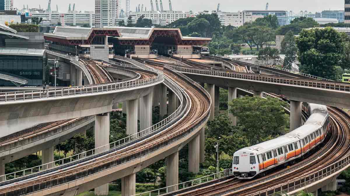 noida to millennium city centre gurugram metro best route4