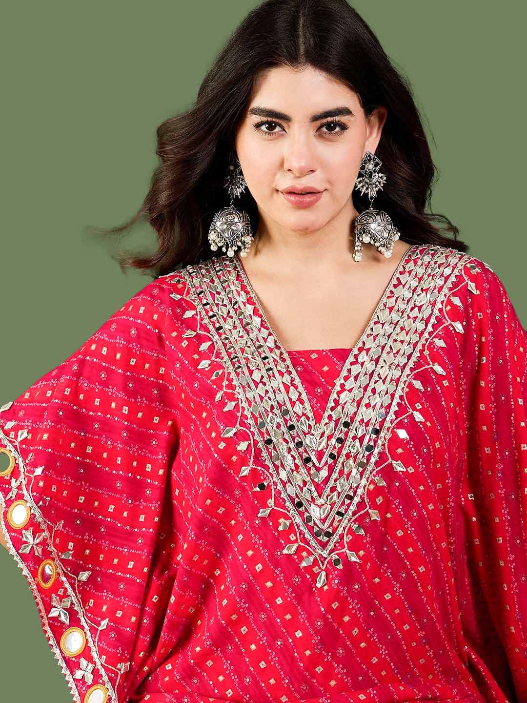 Kaftan suit look for women