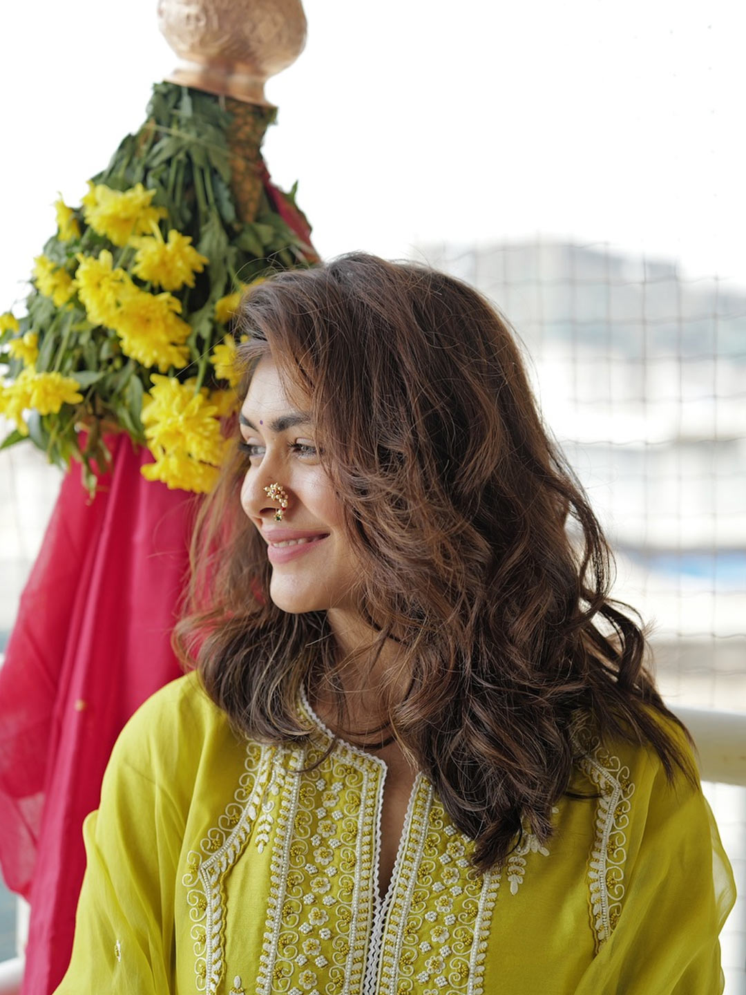 Nose pin styling tips for beginners