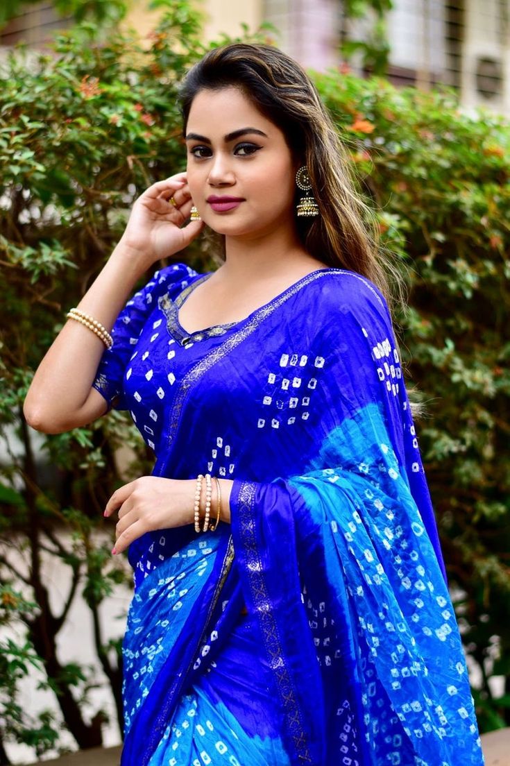 Puff-Sleeve-Blouse-Design