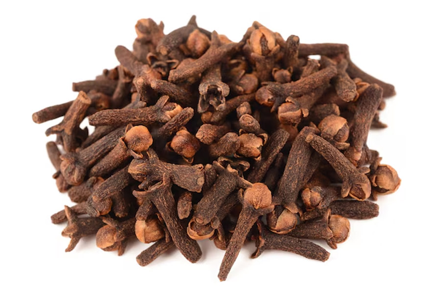 clove for popping sound in knee