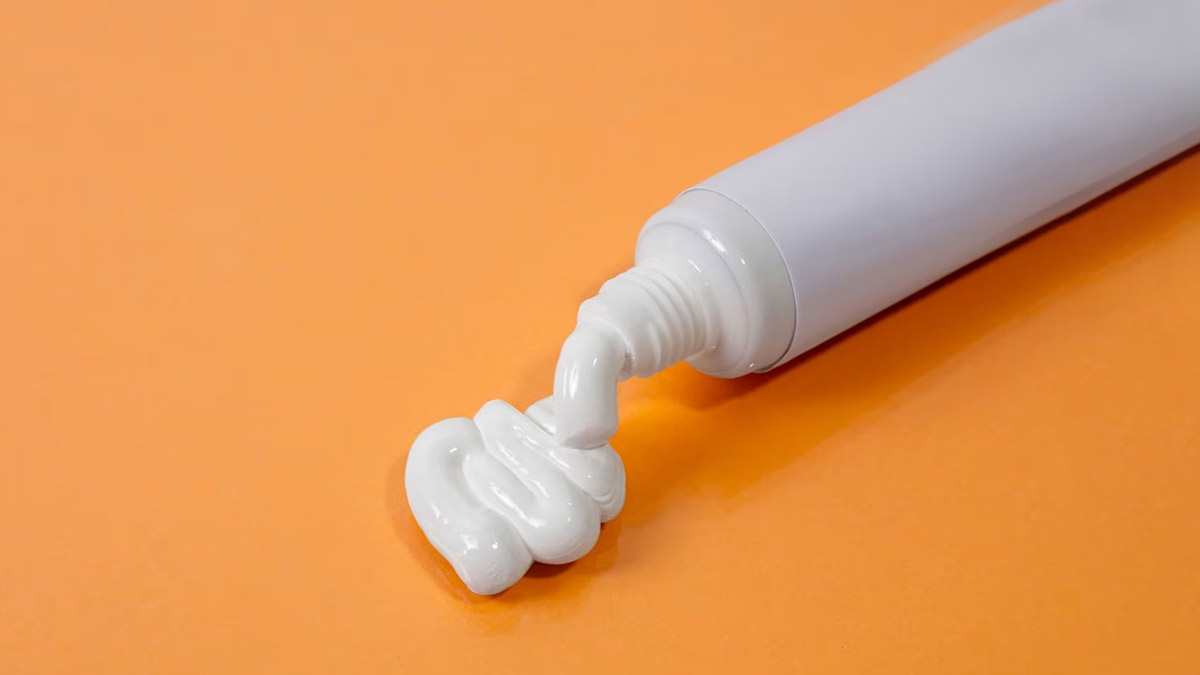 gharelu tips to clean dirty shoes