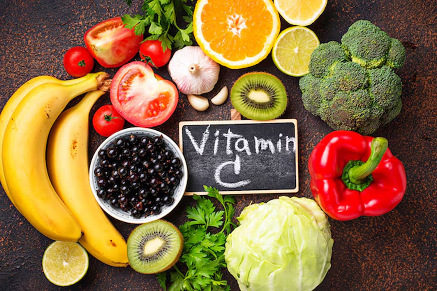 vitamin c deficiency cause cracked heels