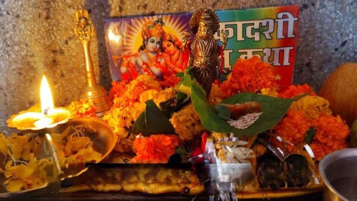 bhagwan vishnu ko ekadashi ke din aprajita chadhane ke niyam