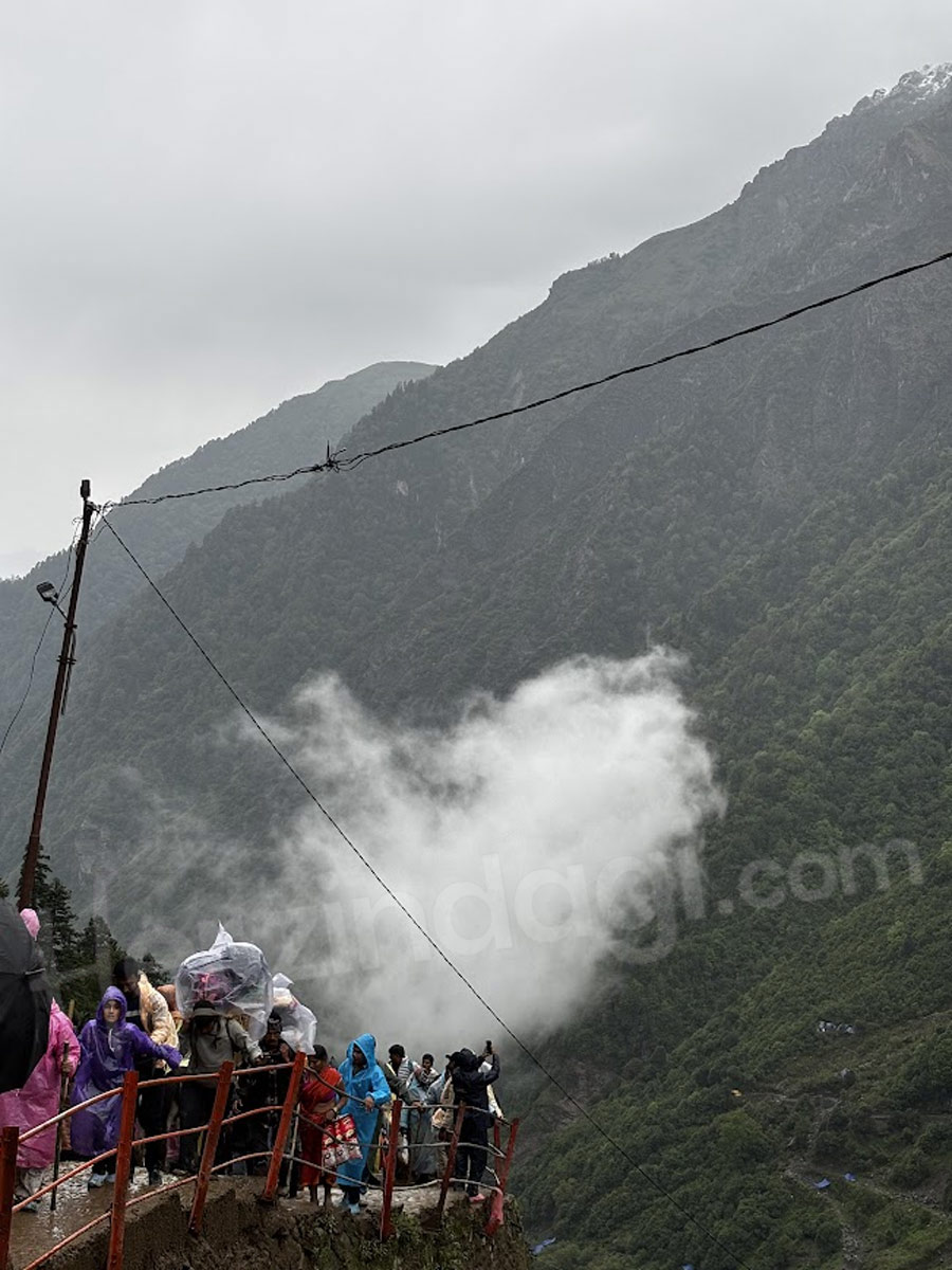 kedarnath trek starts from