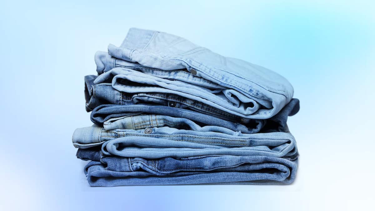 How to clean oil stain from jeans