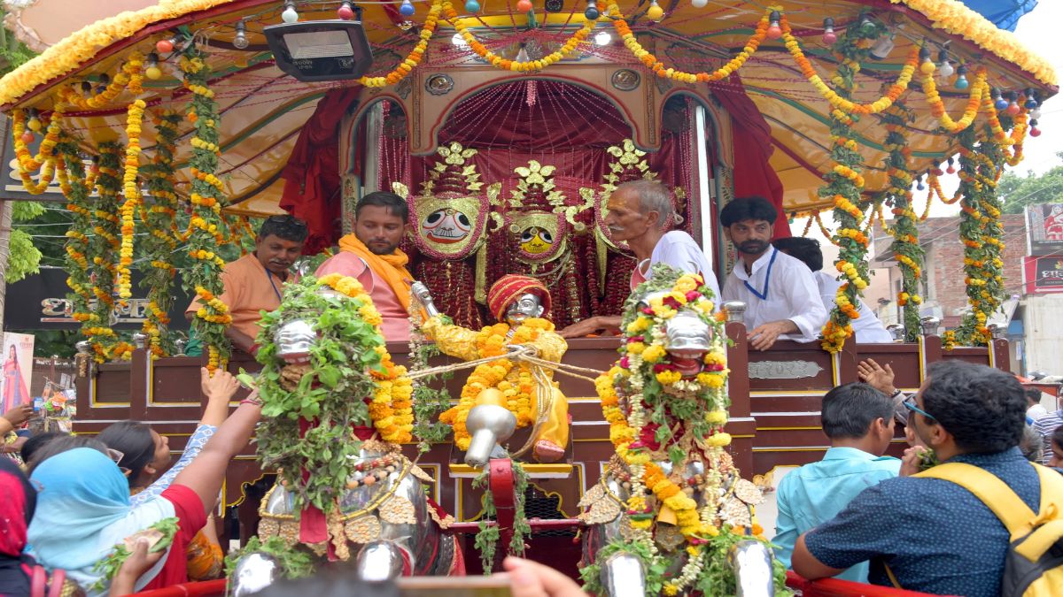 bhagwan jagannath ke rath ko yatra ke dauran chune ki vidhi