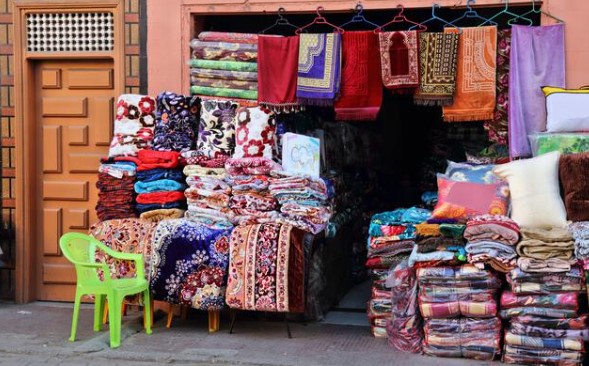 Cheapest market in delhi for bedsheets