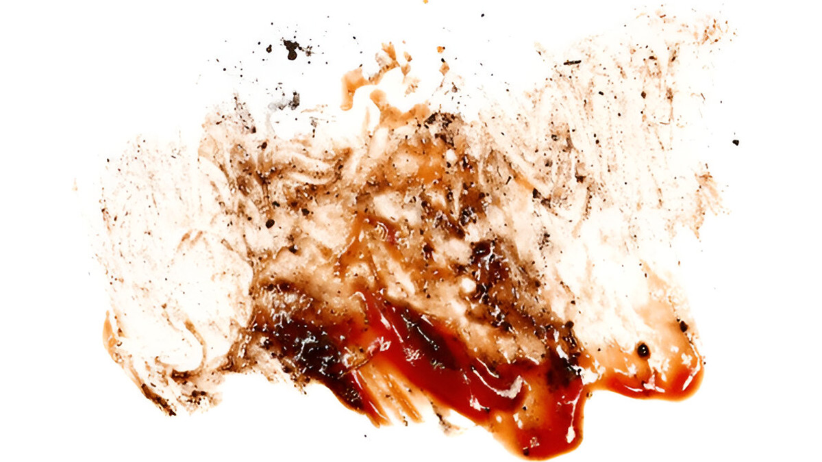 How to remove stains from a white wall