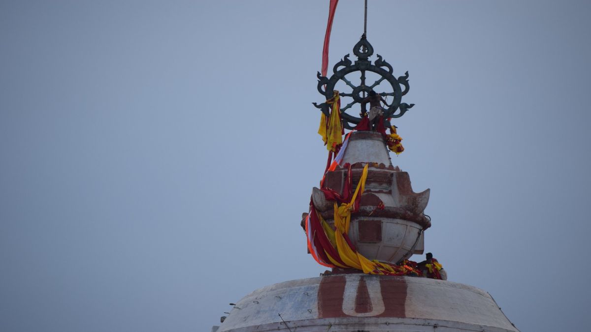 Jagannath Puri Temple Flag story in Hindi