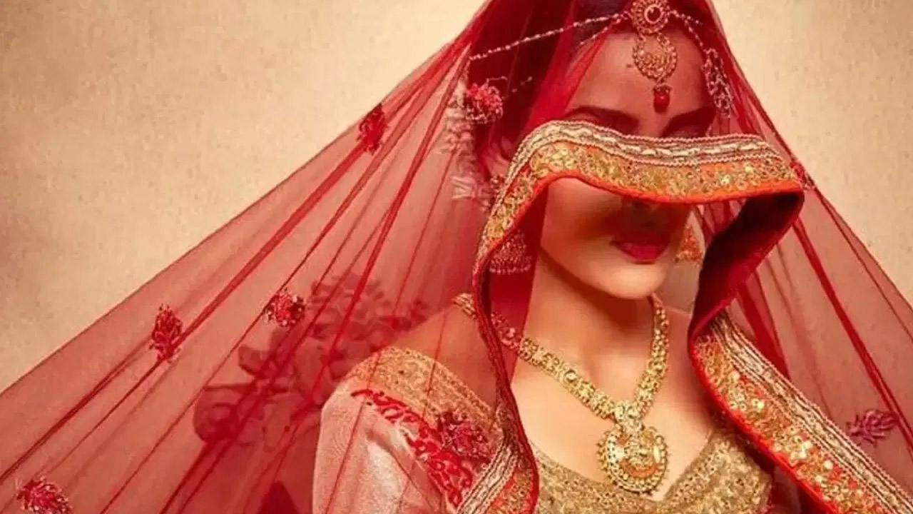 can parents get family pension after widow remarries,