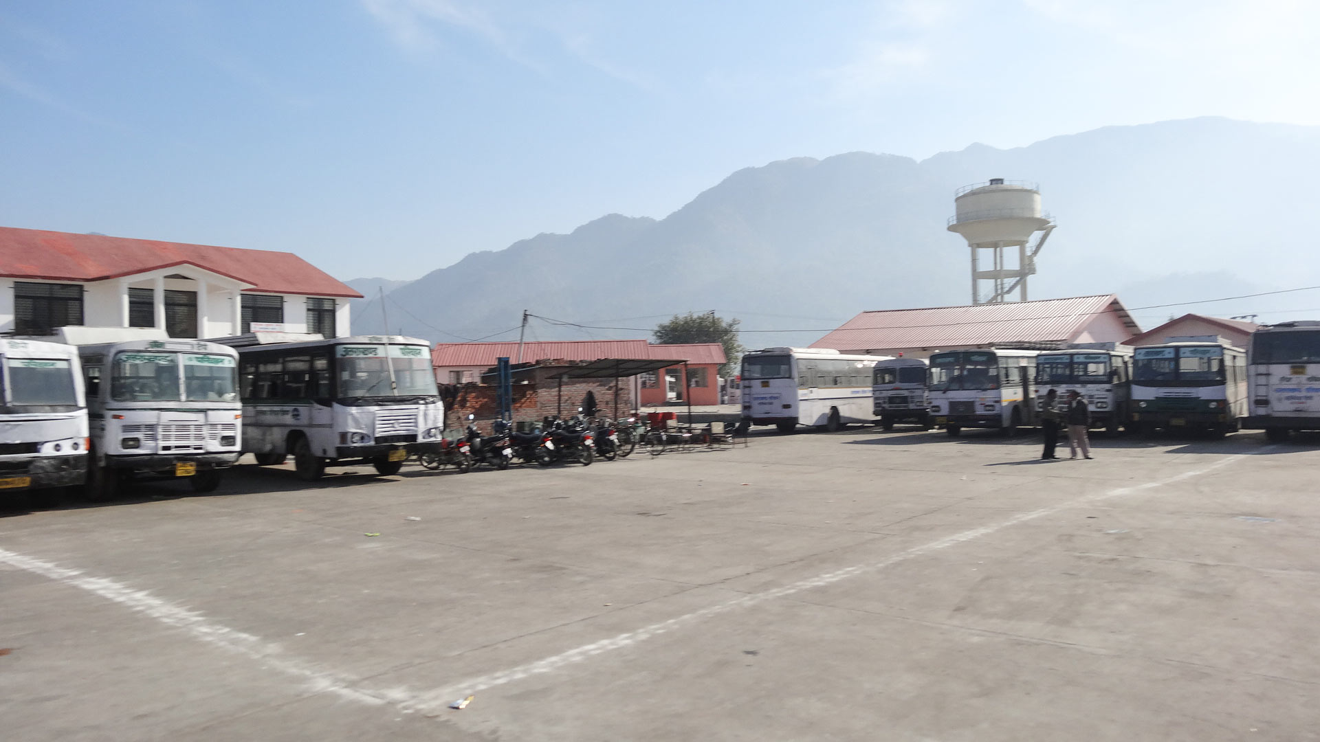 how to reach gangotri dham