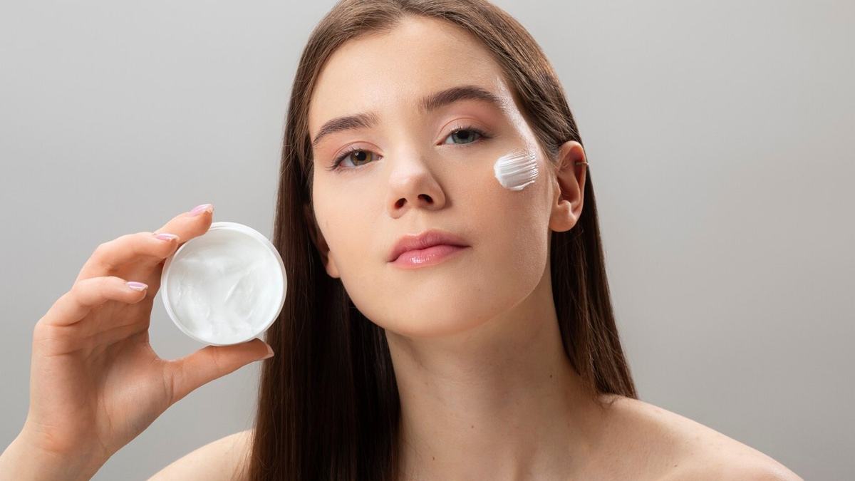 How to make night cream for uneven skin tone (2)