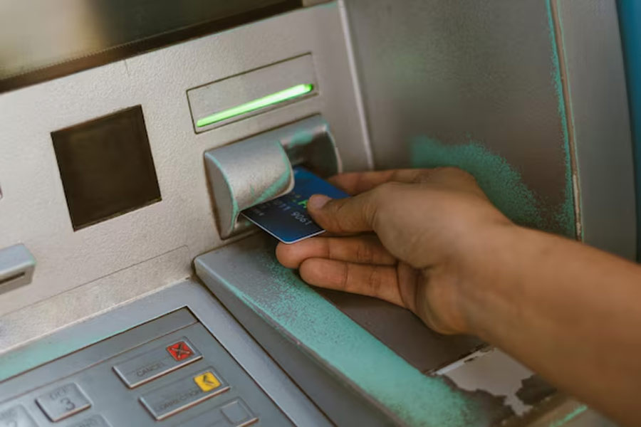 what to do if cash stuck in ATM