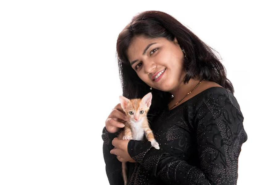 Psychology Behind Being a Cat Person vs Dog Person