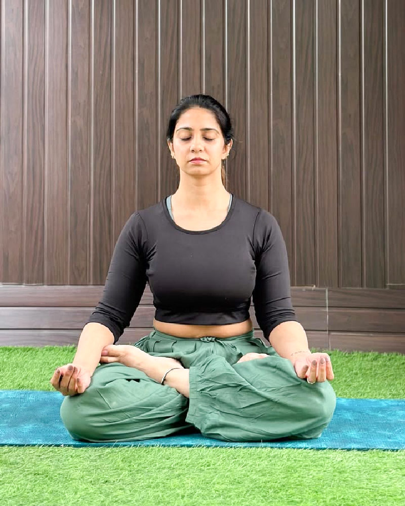 yoga guru iris vatrana