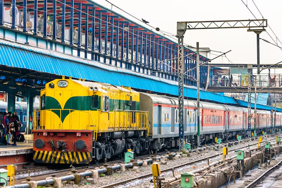 link aadhaar card to irctc account