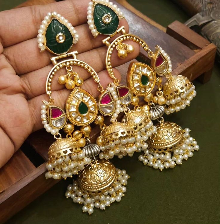Traditional Kundan Jhumka Trends