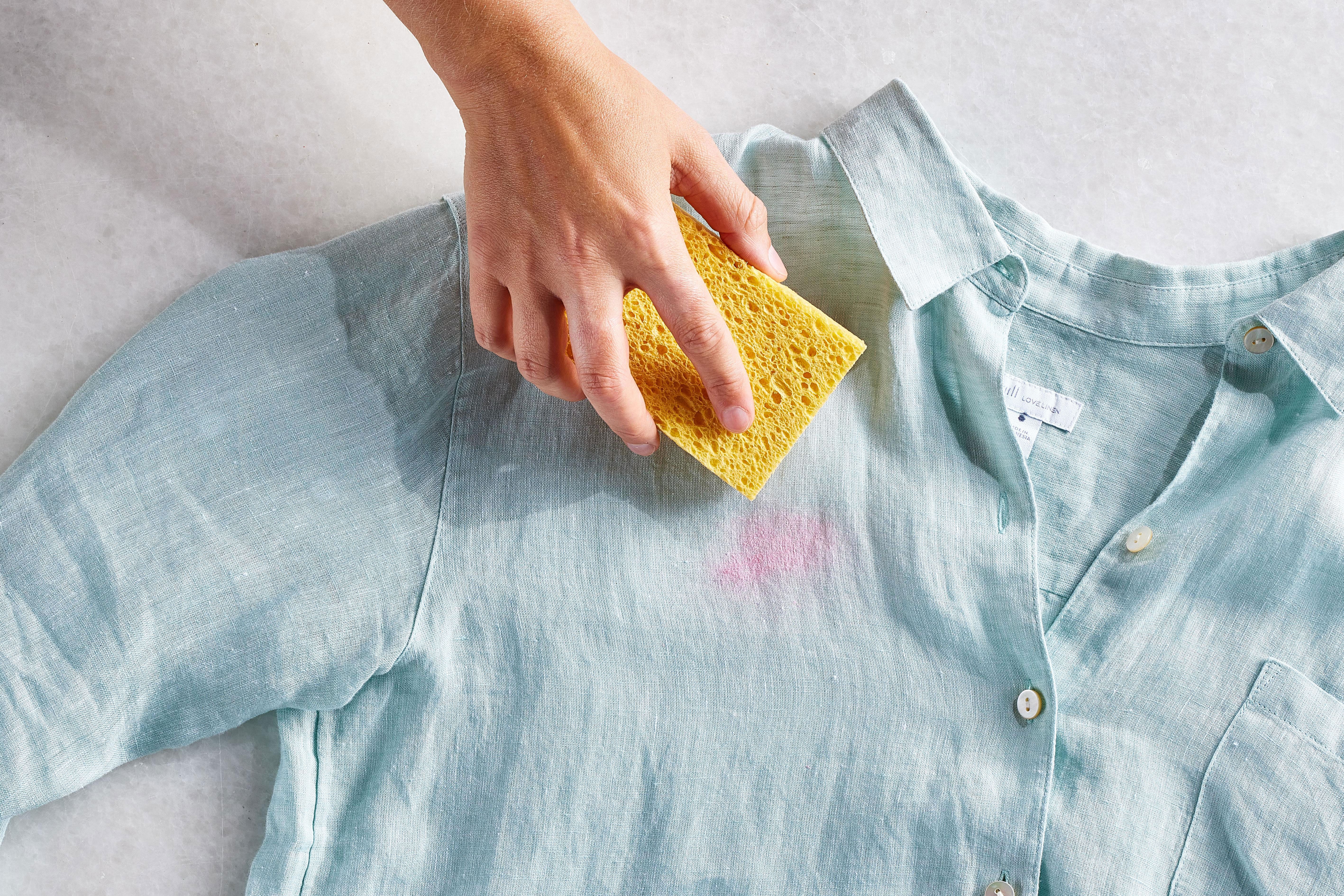 how to clean stained clothe