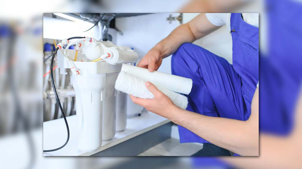 How to clean the water filter