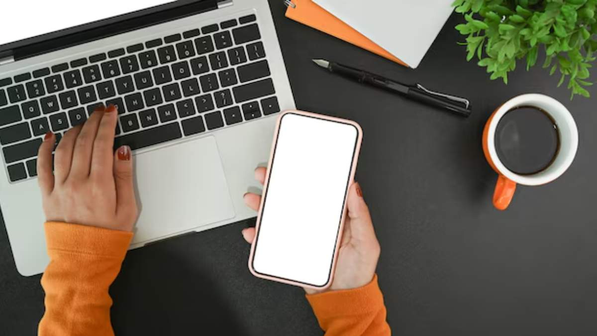 How to use mobile as laptop keyboards and mouse