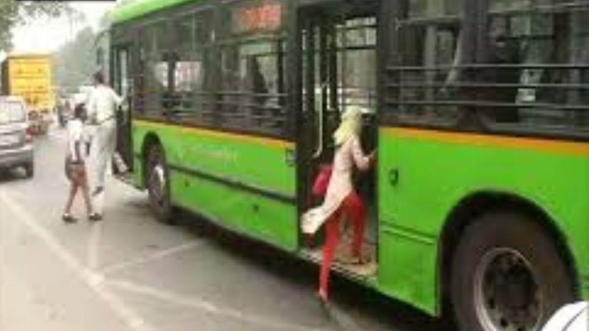 delhi pink ticket new update women must use smart mobility card for free bus travelsss