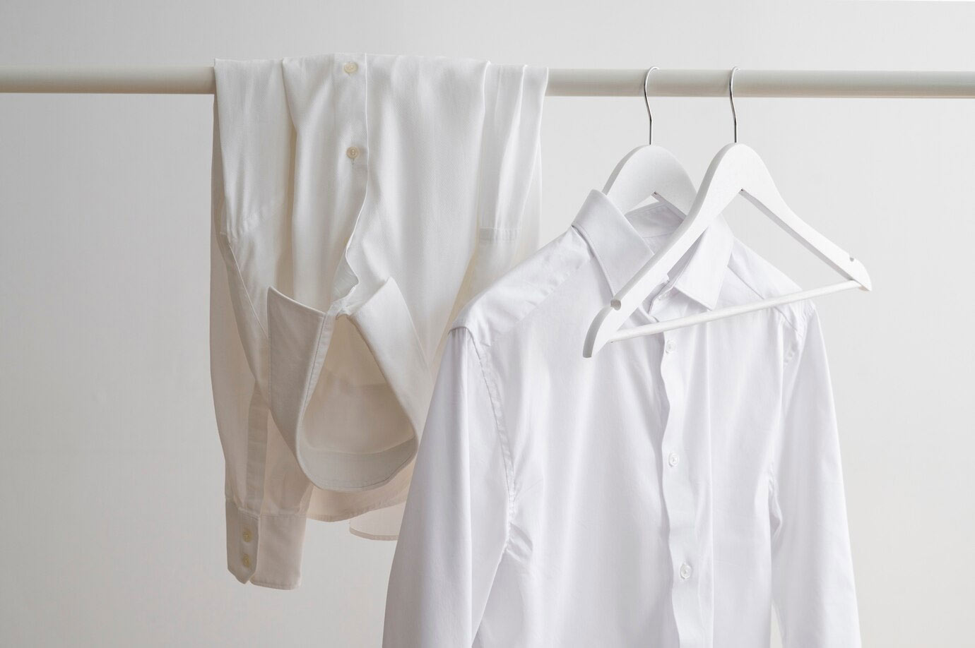 how to remove yellow stains white clothes