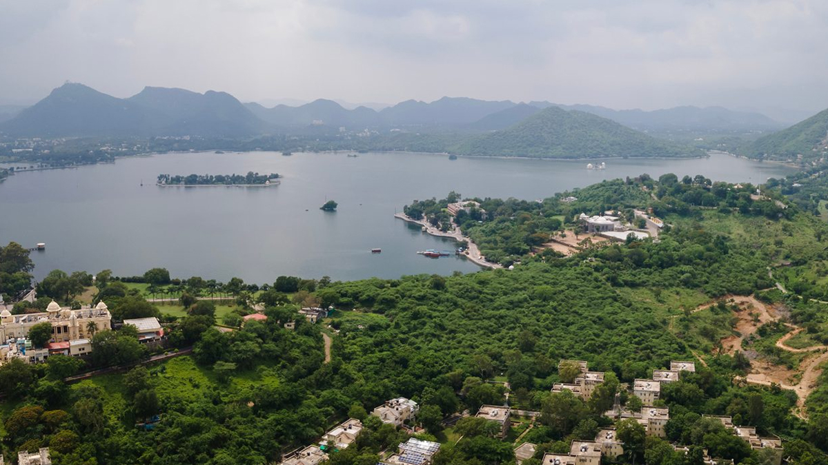 Fateh Sagar Lake