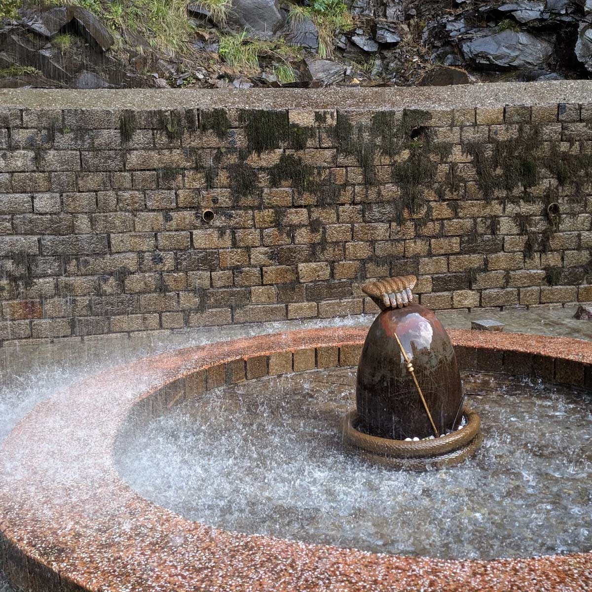 anjani mahadev temple in manali himachal pradesh