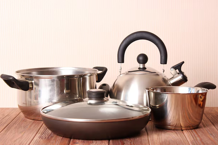 How must a pan be stored