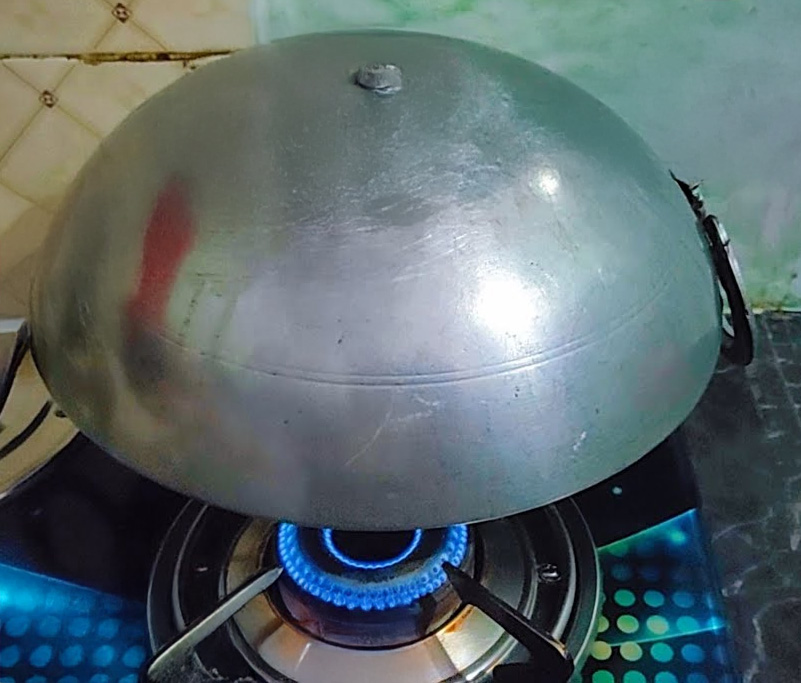 Soft and fluffy Tandoori Roti