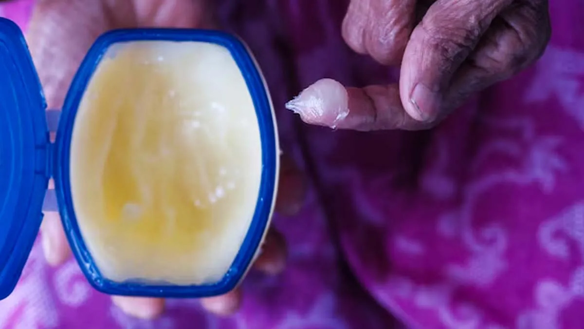 heavy earrings pain relief