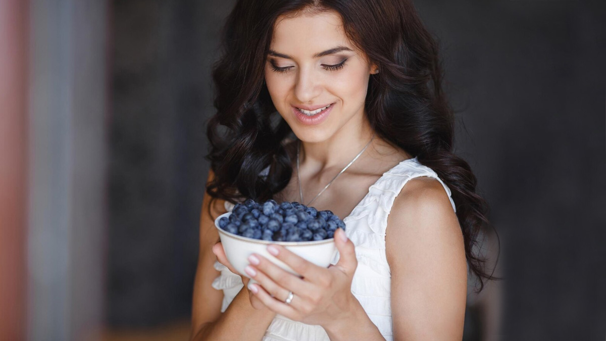 Blueberries for glowing skin