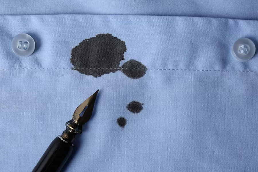 Clean the pen stain with these methods