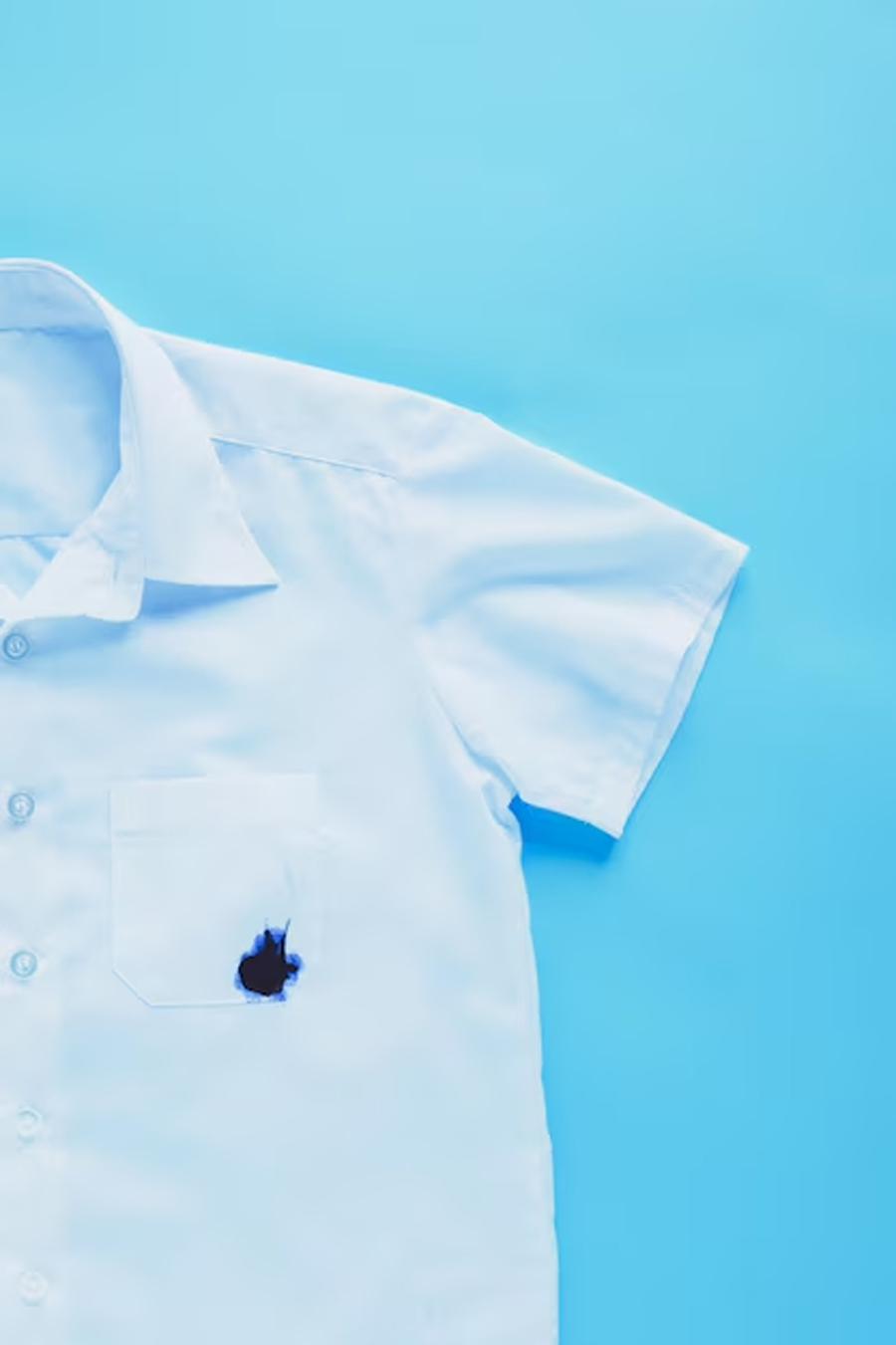 How to make a solution to remove pen stains