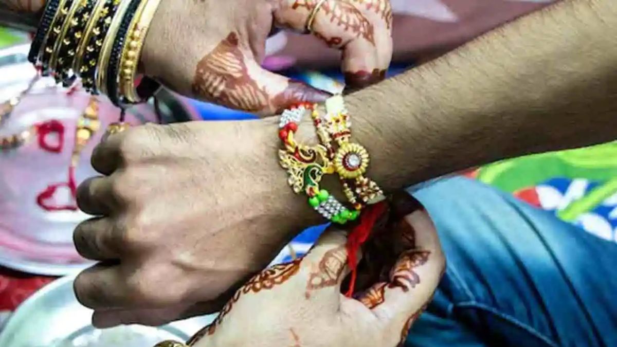 raksha bandhan ke kitne baad rakhi utarni chahiye