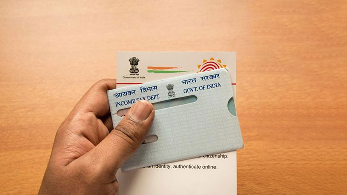 What can hackers do with a PAN card