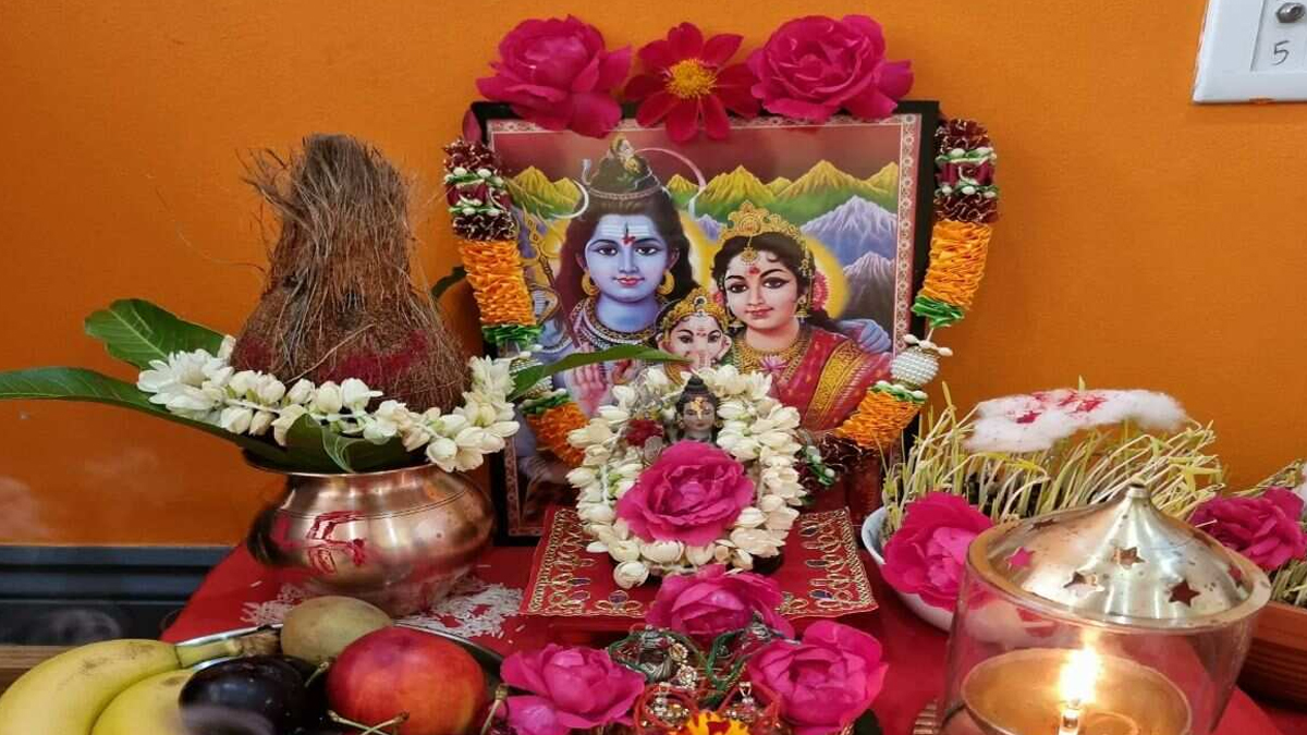 august last pradosh vrat 2025 ki tithi