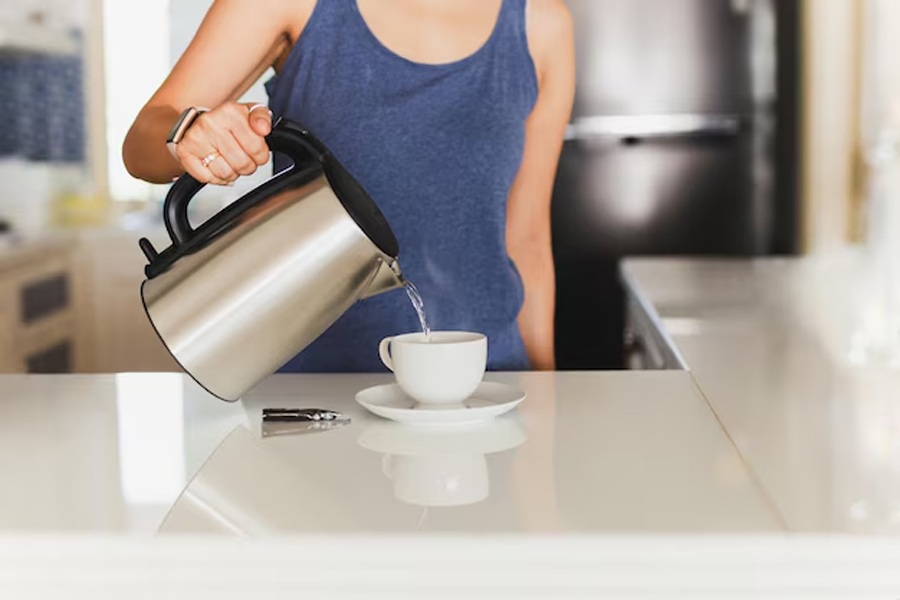 kettle using lemon peel