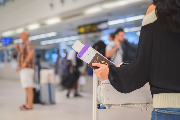 smart travel hacks to avoid long airport check in lines 2