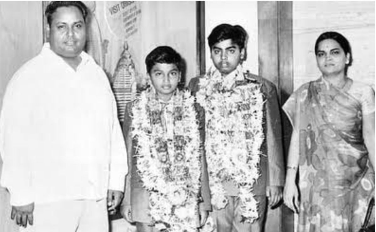 kokilaben ambani age