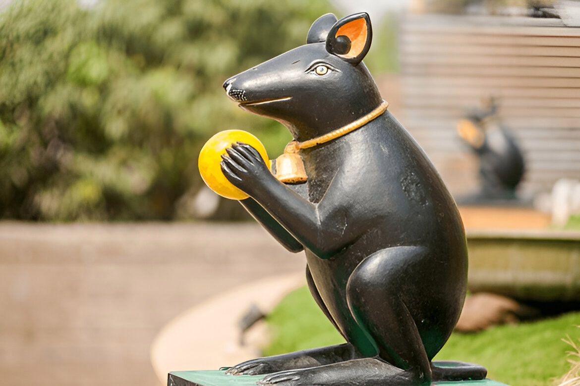 seeing mouse in dream meaning