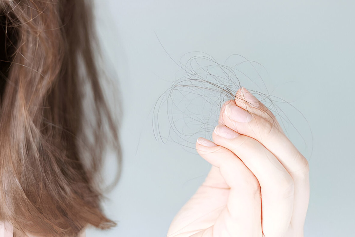 bhojn me baal nikalne ka matlab